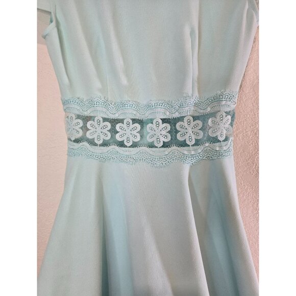 B. Darlin Seafoam Green Mini Apron Dress Size 3/4 Beautiful Elegant - Picture 3 of 9